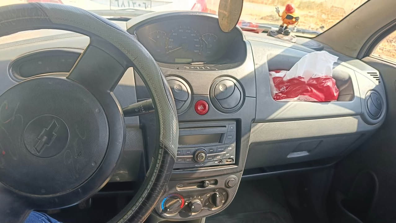 السلام عليكم
سبارك موديل 2007 باسمي كير عادي محركه اربعة لاصرف ولانفخ سياره سقفها بي تقحيل وجاملغ الكدام صفحه السائق بخ  تبريد تدفئه شغال سعرها 40 تواصل ع رقم فقط ‭***********‬
