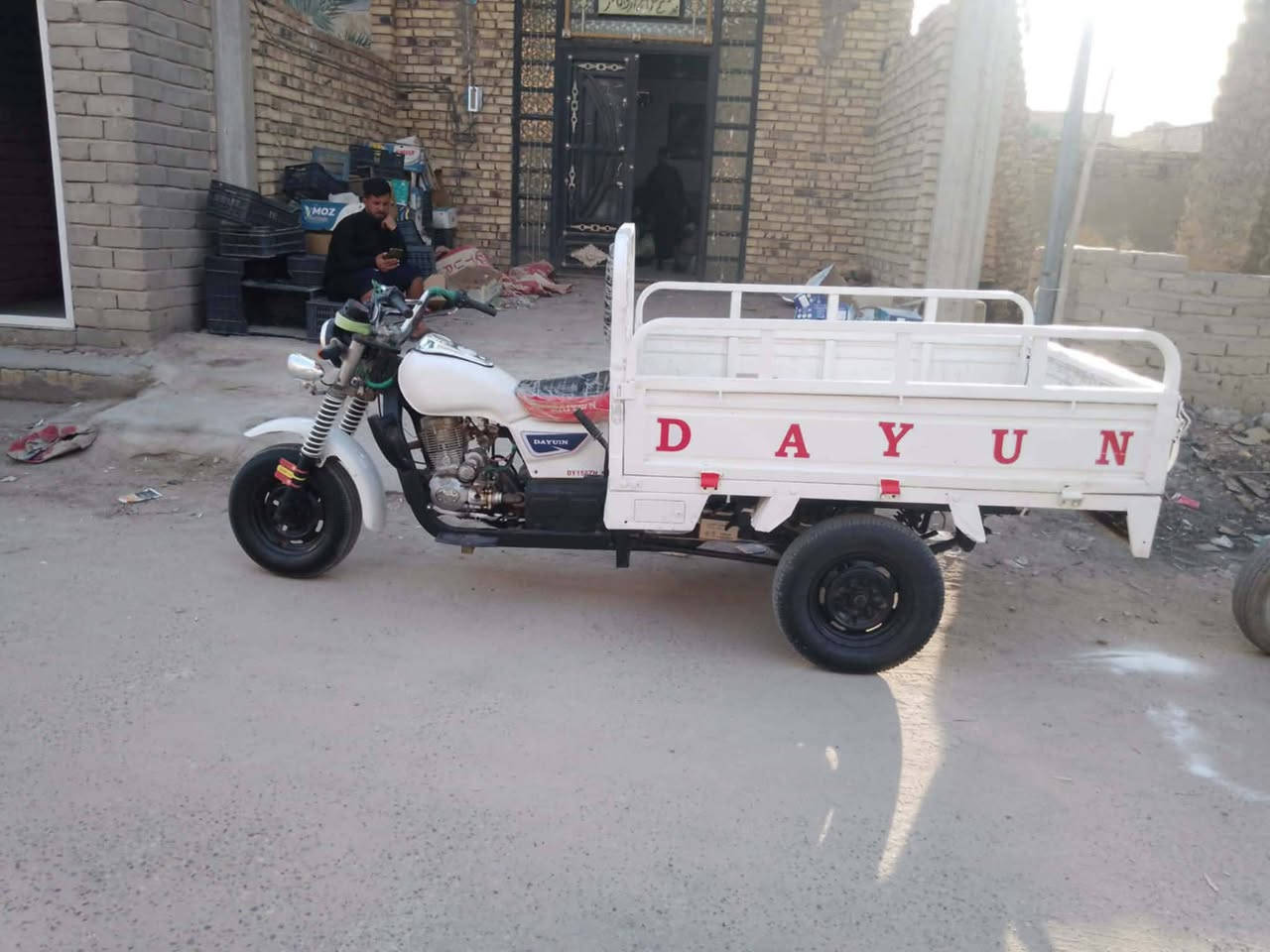 سلام عليكم  ستوته. للبيع   اوراق مديل 11  سعره مليون ونص وبيه مجال ***********
