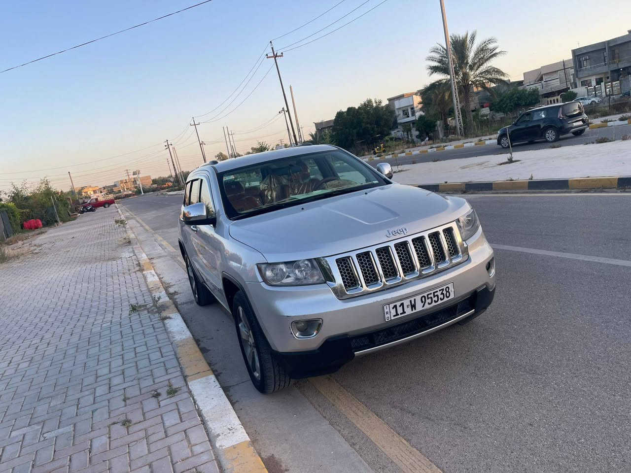 السلام عليكم جيب لاريدو ١٣ اكلين رصاصي بغداد باسمي سياره خير من الله للبيع السعر ١٦٧ تواصل على الرقم *********** المرغوب بدون ادوانز ٣٦٠٠
