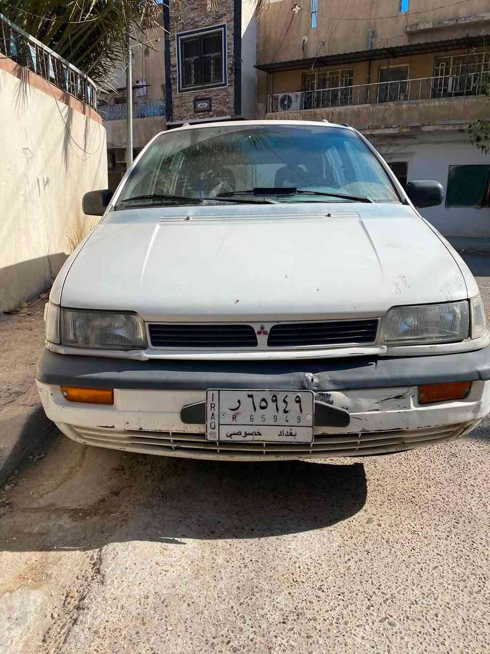 مسيو بيشي كرفان كير عادي
موديل 94.  المحرك 2000سنويه ساقطه 
قطره صبغ مابيها. 
ومحرك وكير كفاله 
التبريد نفص فقط غاز وعل ضمان  
تايرات عل صدر ادامه جيده للسياره مسوين 
سعرها 44 وبيها مجال بسيط للشراي 
***********
