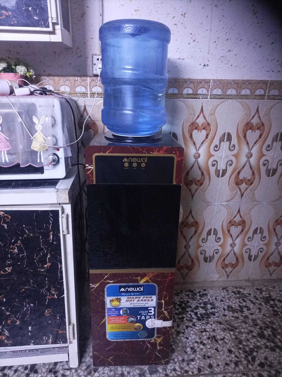 السلام عليكم عندي اغراض للبيع مكان نجف
