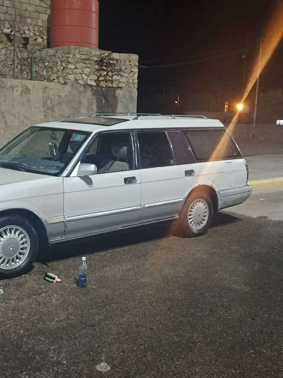 ارنب كراون موديل 92 سنويه جاهزه لل 2031 تبريد شغال جاهزه السياره من  كلشي السعر 60 وبيها مجال المكان السماوه 
للتواصل ***********
