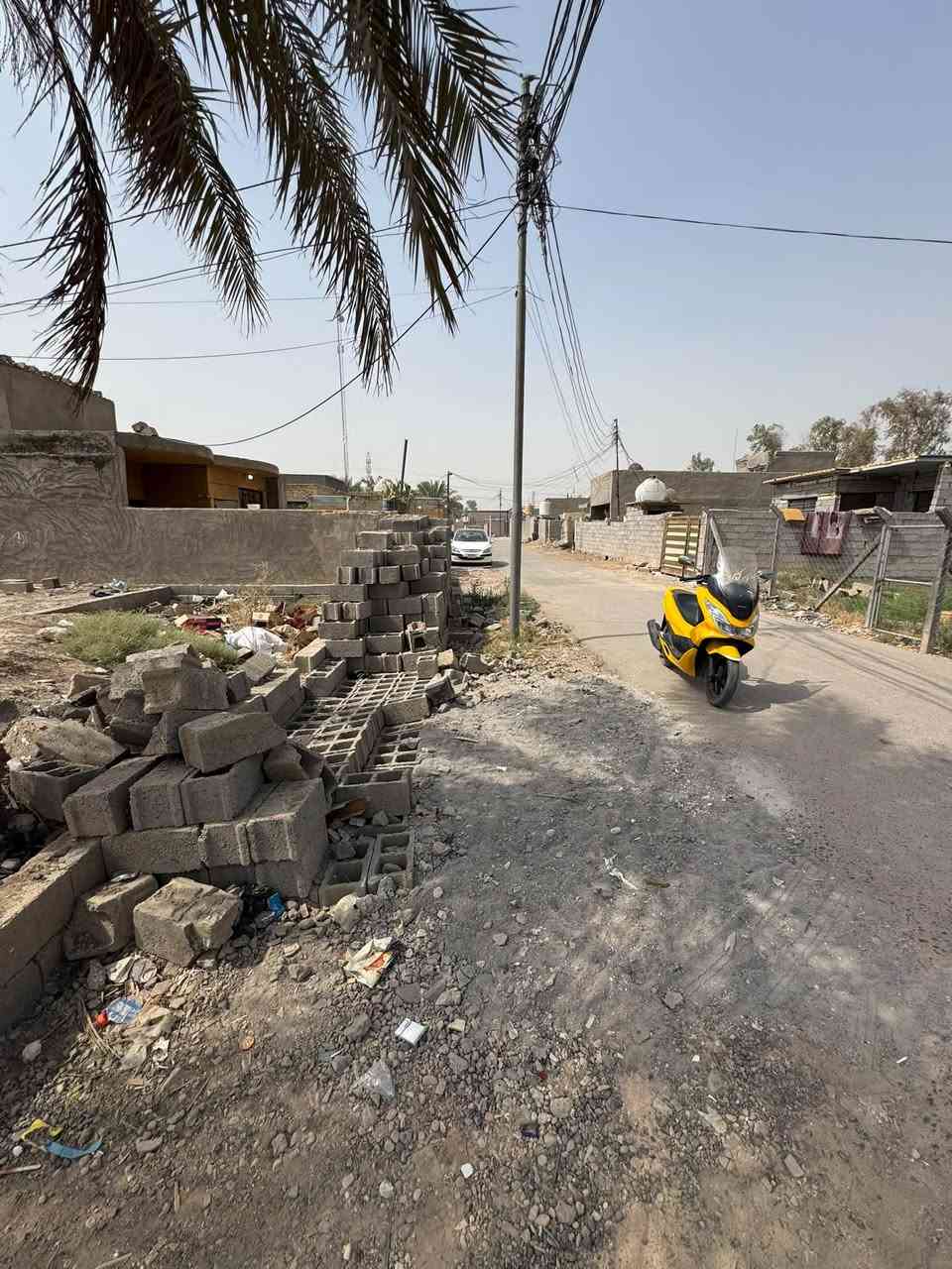 السلام عليكم
للبيع قطعة ارض زراعي 250 متر 
ركن بيه بتلو ومدفون 
واجه 11 ونص ونزال 22
العنون جسر ديالى العريفيه 
قرب قصابت الطوكي
وانشائية حيدر المياحي 
شارع كامل بس هيه ما مبنيه
ماء كهرباء خدمات كامله
شارع عريض ومنطقه كلش هادئه 
السعر 43 بيه مجال بسيط 

‭***********‬

