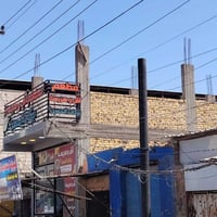 طابق ثاني • ١٠٠م • نصف بناء