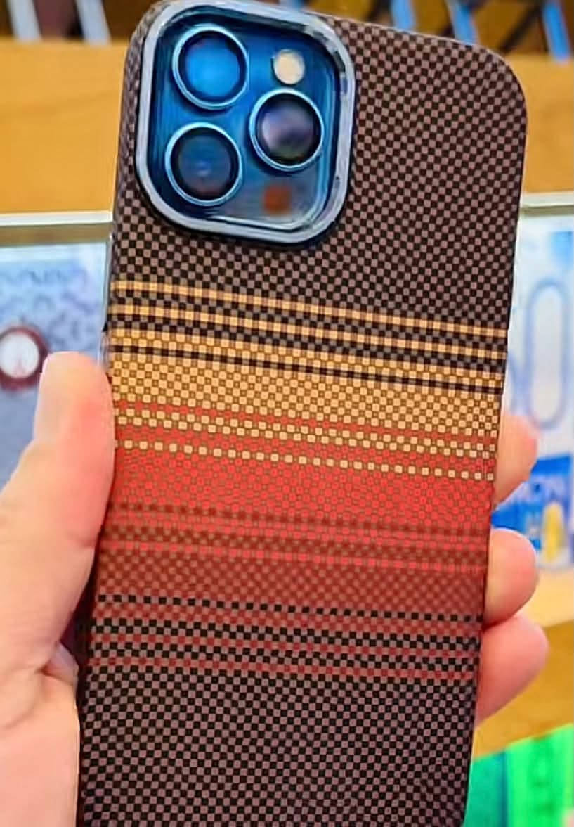 آيفون ١٢ بروماكس بطاريه ٨٧ 
ذاكره ١٢٨ الجهاز مكفول من الزلغ 
سعره ٤٧٥ وبيه مجال مكاني ديوانيه 
قضاء سومر بدون مراوس مايعجبك 
المنشور اعبره فدوه اروحلك بيه واتساب 
***********

