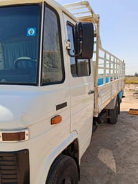 مرسيدس • موديل ٨٢ • مكينة جديدة