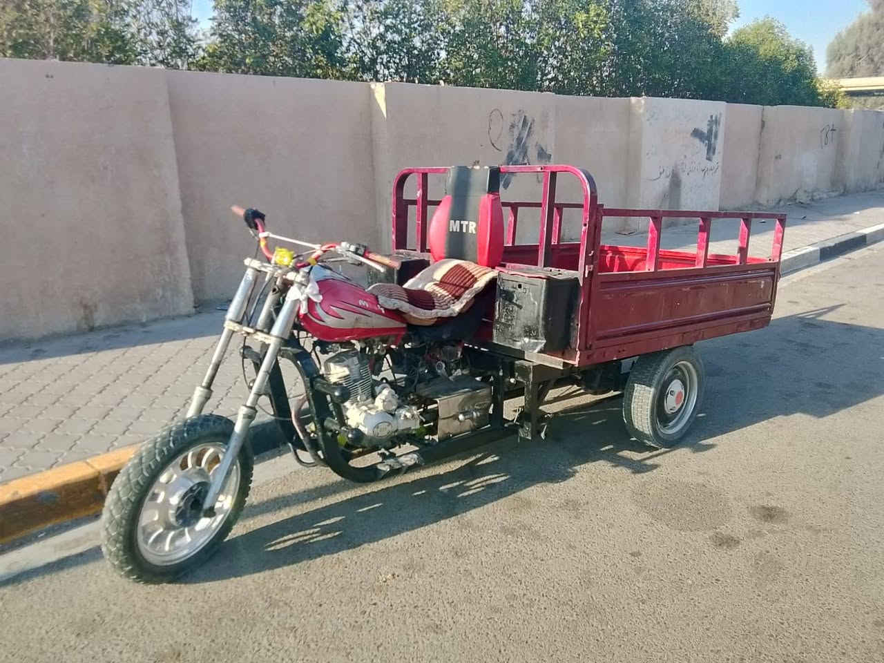 سلام عليكم ستوته متيار البيع فقط محرك نضيف كسن الطش ستوته حلوه كهربائيّ شغله وراق مديل 12 مكاني البصره الزبير سعره 1250 بيه مجال بصيط رقم ***********
