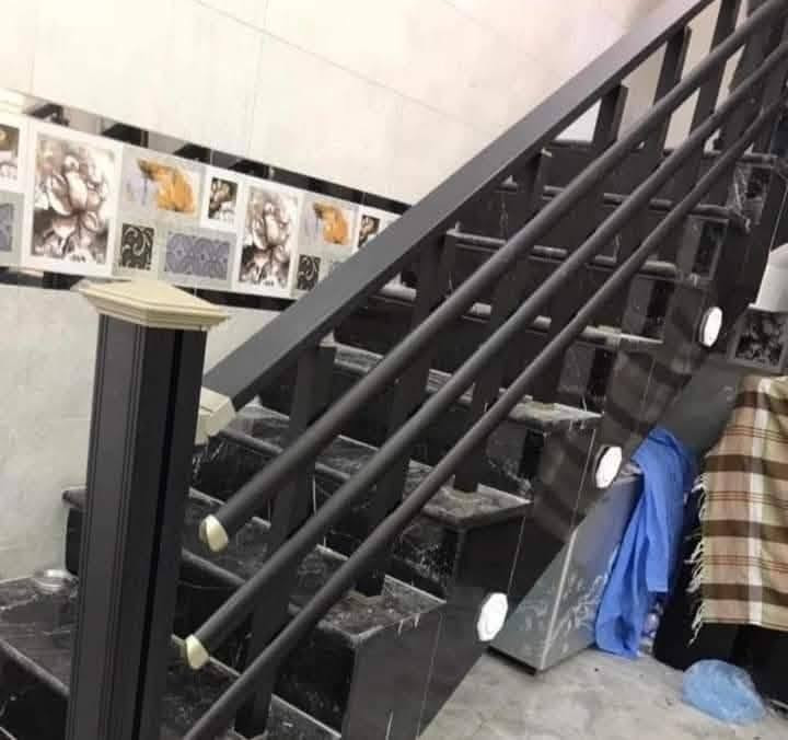 عرض خاص سعر المتر المحجر داىري 3خطوط ٣٨الف دينار 
سعر المتر المحجر داىري 4 خطوط ٤٠ الف دينار 
سعر المتر المحجر المربع 60 الف دينار عرض خاص 
شرط تركي درجى اولى 
محجر المنيوم تركي درجة أولى ضمان ٣ سنوات💋 باللون والقوة💪  جميع الألوان والموديلات  ❤الحديثة متوفرة وحسب الطلب التزام بالموعد🧠 المحدد ودقة في العمل 😘
تتوفر دنك🏤 كريستال تركي درجة أولى ضد😍😍 الكسر 💪💪💪
ويتوفر لدينا🏠 الابواب والشبابيك🏤 الالمنيوم (بكافة انواعه) 🏢 وبضمان ٣ سنوات 😇
وال G60 التركي الاصلي بضمان ٣ سنوات 
ابواب مداخل ابواب حمامات شبابيك قواطع حسب الطلب 
للاستفسار 
***********
***********
***********
نصلكم اينما تكونو 
غايتنا رضاكم 😍
وكسب دعائكم 🤲
