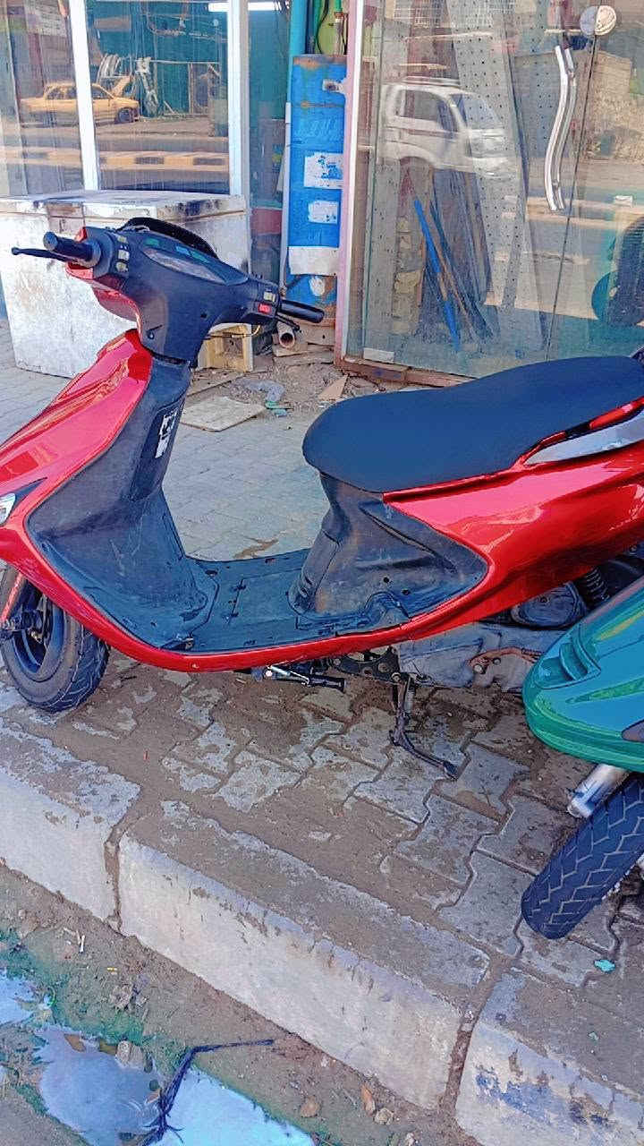 فراشات وكيل للبيع مقفولات كفاله كلك اياها سنه السعر 700 فراشه الحمراء بيها مجال العنوان نجف مشخاب حي الكرامه ***********
