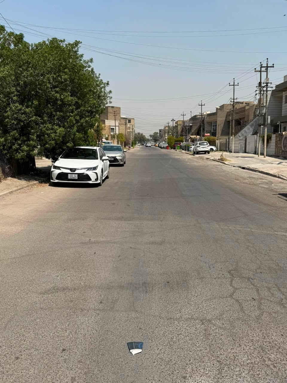 بيت للأيجار 150م 3 غرف ومطبخ وصاله على شارع عريض موقع المشتل قرب شارع الحاسبه ***********
