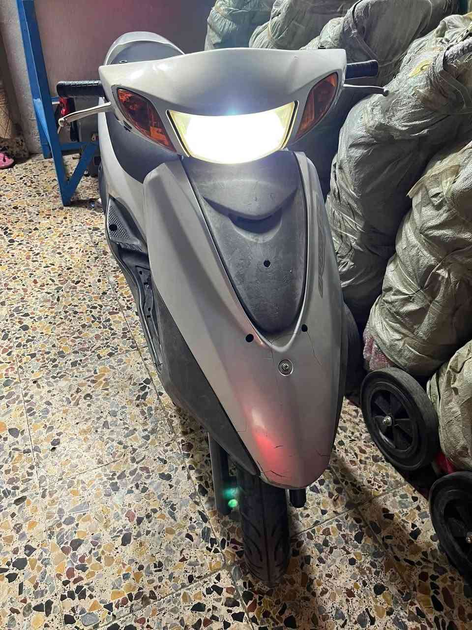 السلام عليكم
بريز لايت فوگ كلها ختم واحد مكفوله للأخير جيب وياك فيتر وتعال أفحص كهربائيات كلها شغاله بس الفشگه الخارجيه طاگه يرادلها لحيم لا نضوح لا صوت سليمه صور المحرك منشورات السعر 750 وبيها مجال *********** فقط واتساب موجود مازنجر
