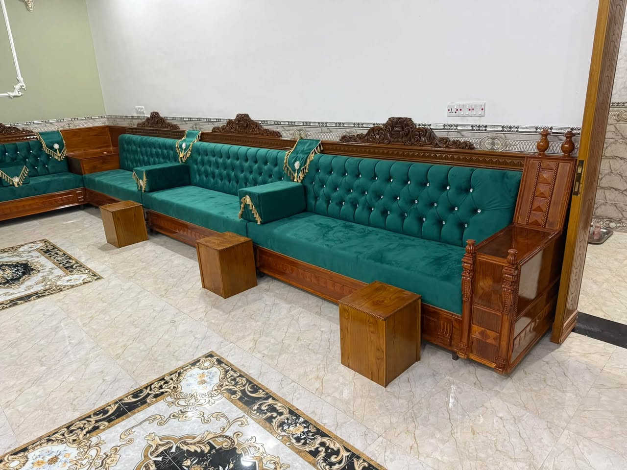 بسم الله الرحمن الرحيم
معمل حسين السدر 
نعمل حسب طلب الزبائن باحدث الموديلات المودرن والزان 
ع .ذي قار /قضاء الرفاعي /شارع الحسينيه مقابل دائراه الاحصاء قرب شركه برايم لتوصيل 
***********
