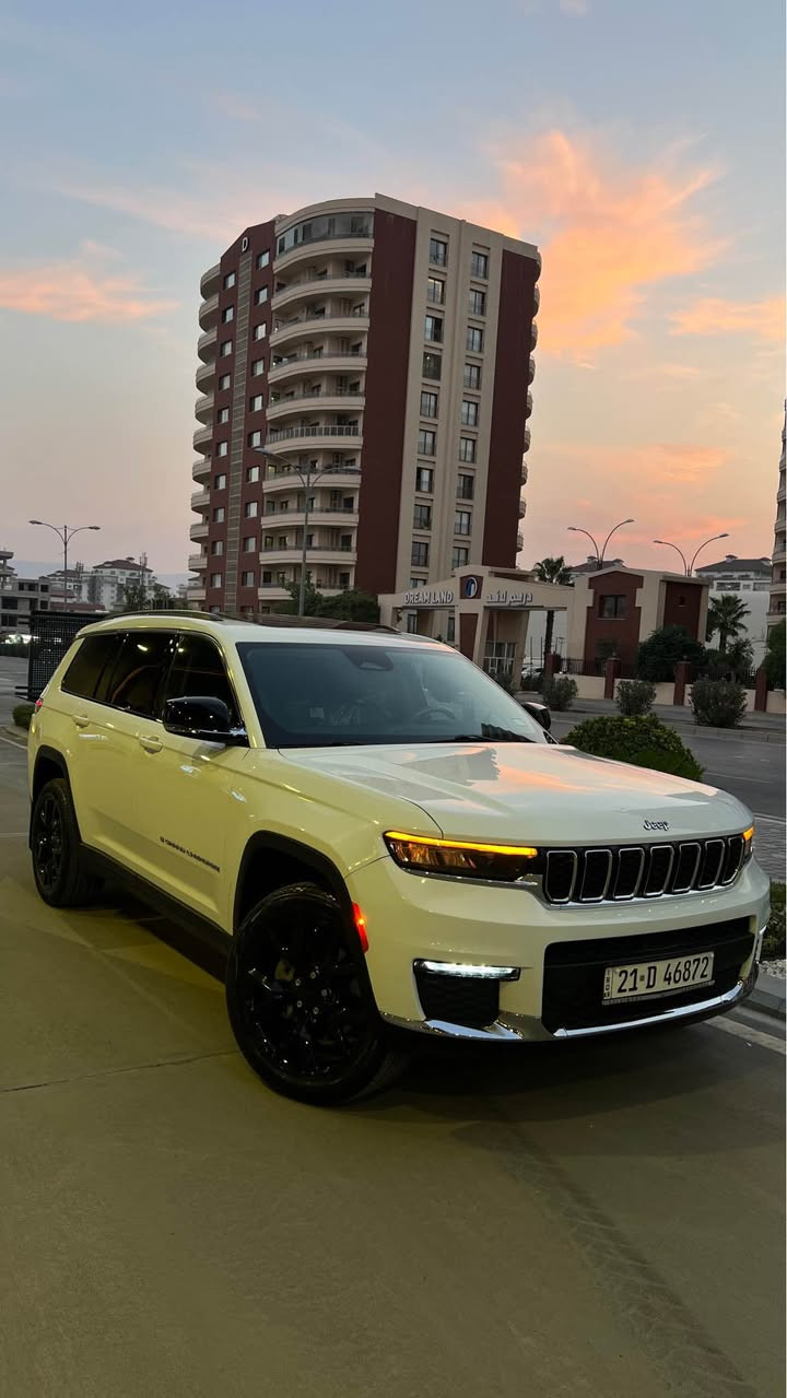 ‎‏grand cherokee limited 2021 V6  39,000
سعر 278$ بیها مجال 
رقم تلیفون:***********
‎‏‎اللَّهُمَّ صَلِّ عَلَى مُحَمَّدٍ وَعَلَى آلِ مُحَمَّدٍ
‎🔹  گراند جیروکی لمتد پڵەس 2021
ڕادار کبیر-اعلا فئە مواسفات  

‎🔹محرک 6 سلندر
فرشات بيلادي مجوود 

🔹39,000 الف ماشیة📦

ملاحظة:واحد جاملغ صبغ بدون دواخل بشرط

‎🔹فول فول مواصفات
شاشة كبير لمس كاميرا حاسة

کشنات حار 
رادار 360 درجە 
ستیرن حار
مرائی رادار 
کارپلەی
اوتو پارک
ئوتو ستارت/ستوپ 
‏‎بانوراما 
‎كشن جلد كشن كاراباي 
‎بصمة تشغيل عن بعد باب جاك ليد زينون 
‎تحكمات ستيرن دبل فوليوم فورويل هوك
‏‎سيـارة عل نظافتها احسبها صفر زيرو

 ‎‏‎تخم تاير الاصلي جدید مارکە پیرلی شریکە جییب
کل سیرفس جدید 

‎‏‎محرك كير بشرط مامفتوح 🔹
‎‏‎سيارة حيل نظيفة كلشي عل بلاد لوك
‎‏‎ سنوية زنكة كلشي جديد مدفوع ال 2030
‎‏‎باسمي السنوية بشرط تحويل و خرامة 
‎‏‎سيارة مابيـها دينار مصرف كامل من كل نواحي
سیارە بسمی 
‎نفسي يوم /تحويل حاظر 
‎مکان /داخل سليماني

‎رقم تلیفون ***********📱📞 السليمانية, العراق
