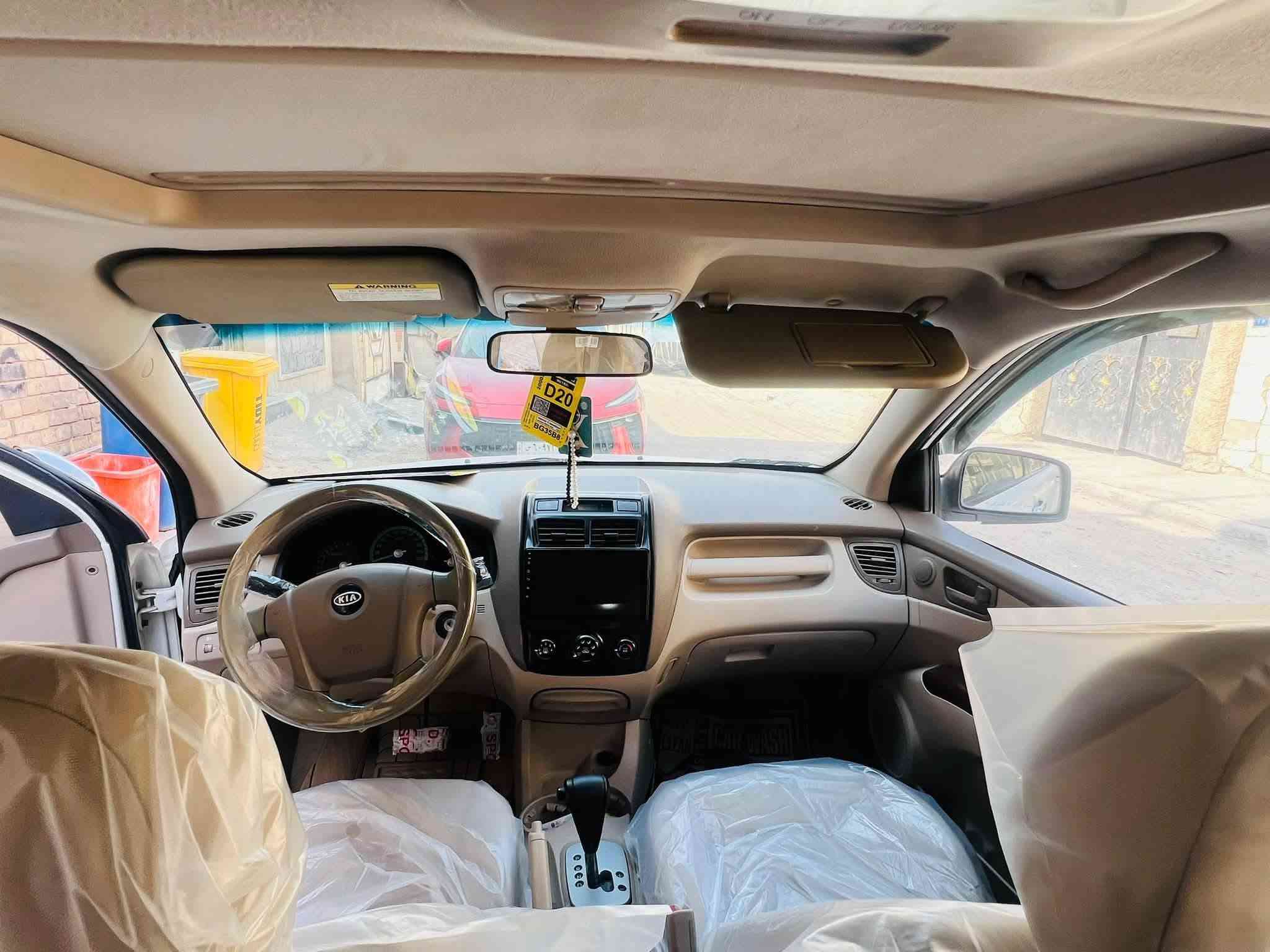 سبورتج2009خليجي مكفولة من الصبغ لون ابيض فتحة سقف داخل بيجي رقم بغداد دولي السونار مرفق بلصور  السعر115 
***********
