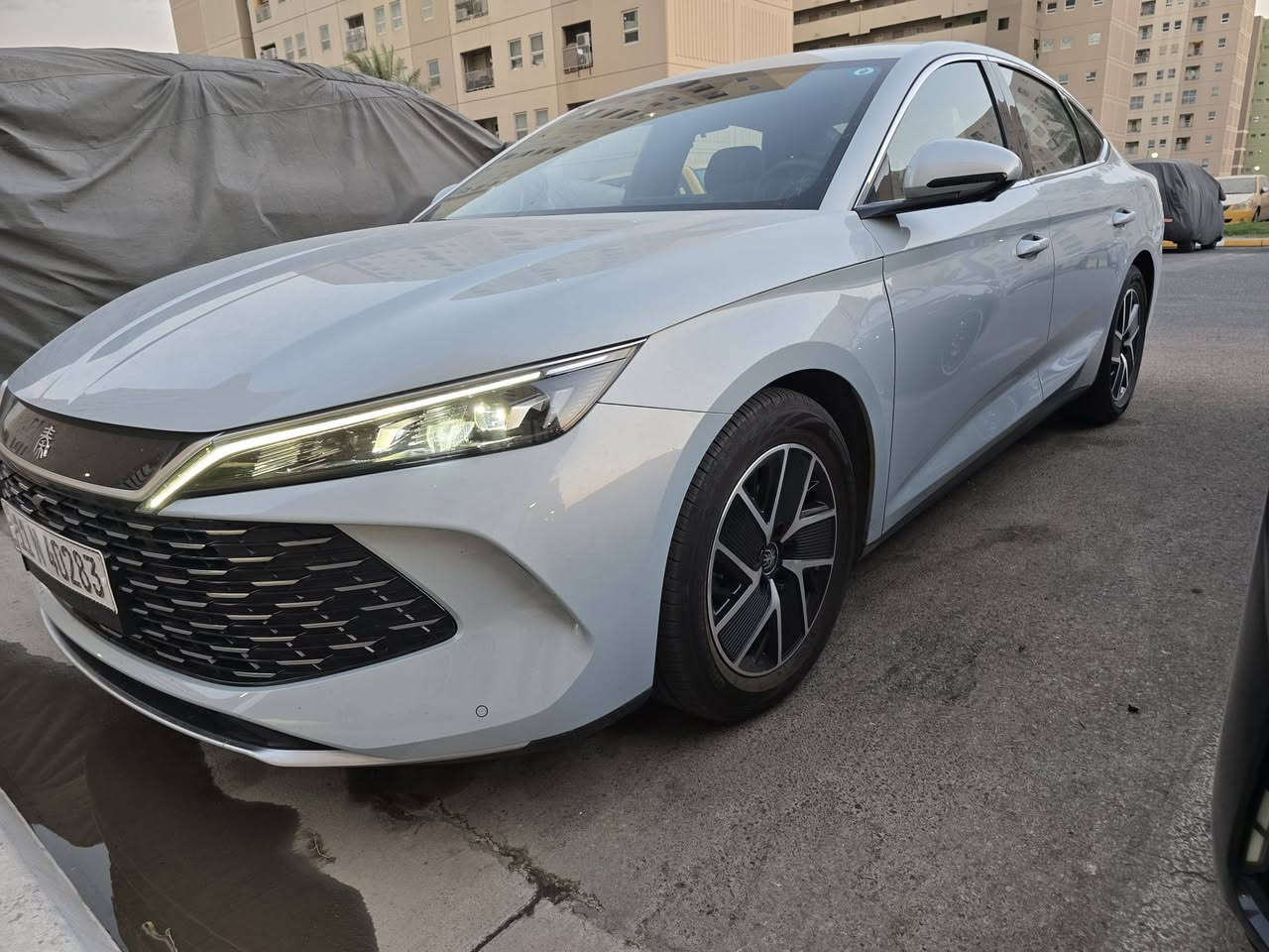 BYD QIN L
بي واي دي كن ال
موديل 24 
اللون سمائي مميز 
الداخل اسود زيتوني
شاشة قلاب
كرسي السائق كهرباء
بطارية 80
5 كامرات
حساس امامي خلفي جانبي
ماشية 11000
السعر 24 ونص وبيهة مجال بسيط
بغداد مجمع بسماية السكني
***********
السيارة مكفولة من الدعامية للدعامية
