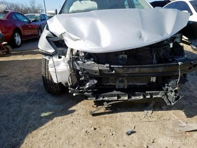 سلام عليكم 
سنترا 18 وارد 
حادثها موضح بلصور 
وتفصيل دقيق 
سياره فول مواصفات 
فتحه بصمه تشغيل +ابواب + صندوق 
كرسي السايق كهرباء 
تدفئه تبريد بل كشنات الاماميه 
ماشيه 122 الف كيلو كيييلو 
مدوشمه ارضيه وكشنات 
ادامه كامله عليهه بلكات ونزول وفيت بم 
قطعه صبغ وثنين تبديل
سونار مرفق 
حداديه نص عمر للعلم مبدل دبلات امامي خلفي جديد 
تخم ويل وتاير قبل شهر ونص بدلتهن 
كير مكينه تبريد نعمه فضيله 
عارضها ب 93 وبيهه مجال 

للاستفسار 
*********** 
بغداد شارع فلسطين
