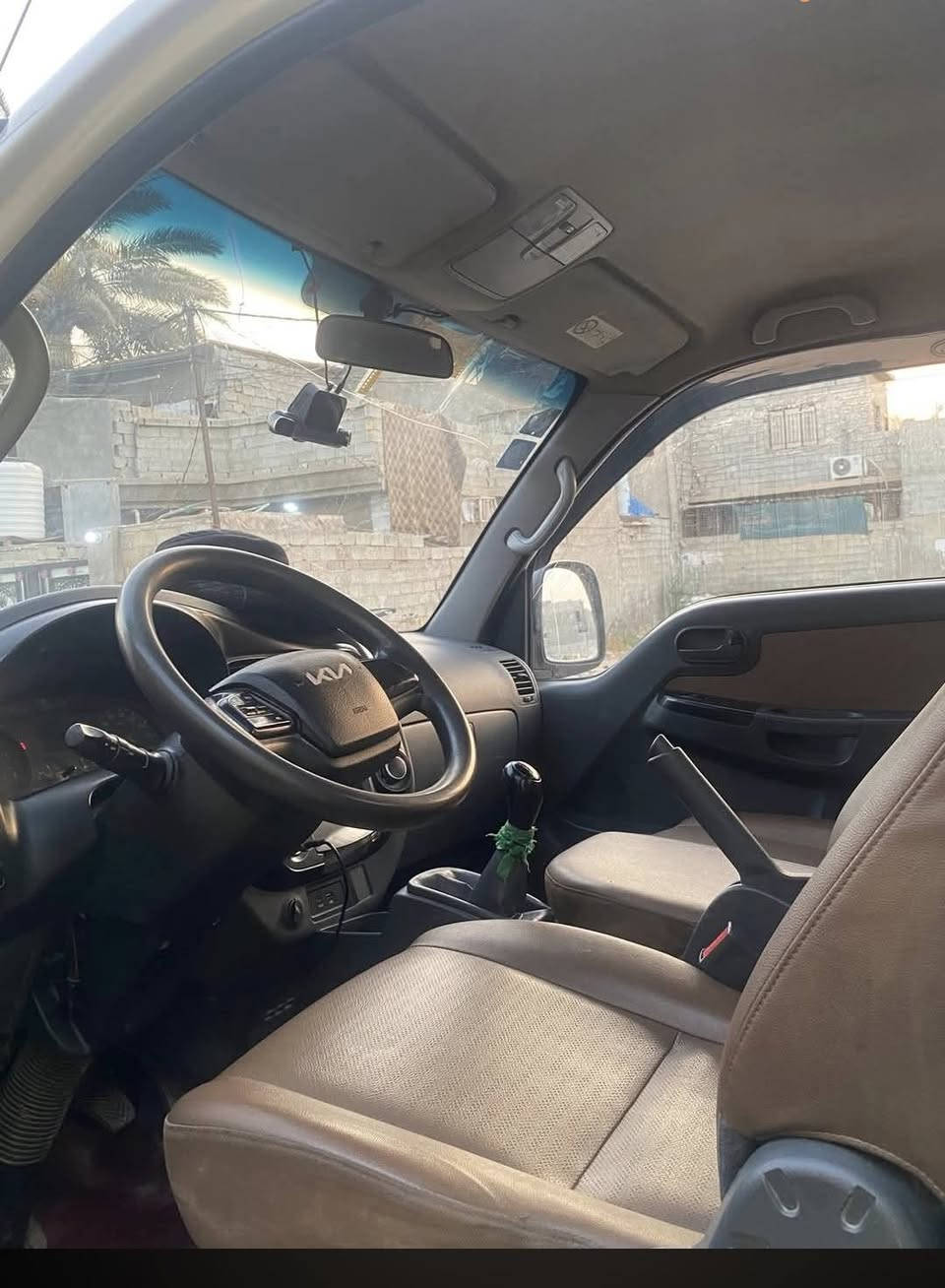 سلام عليكم كيه بنكو موديل ٢٣ ماشيه ٧٠ بيه صبغ الربع وشبر بل باب تخم تاير جديد اليوم شديتهن الصدر جديد بوجهك للشغل السعر اتصل ودلل *********** مكاني ديالى تقاطع القدس
