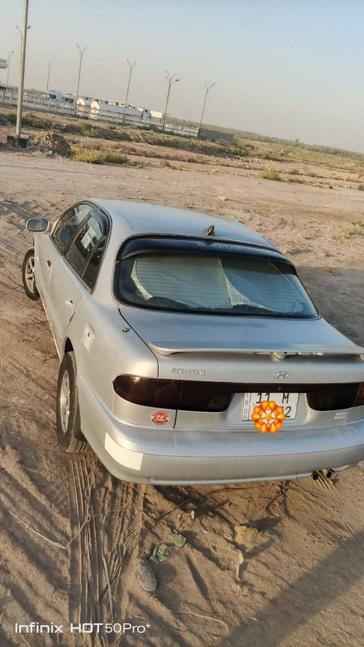 سوناته تو 
موديل 95
محرك 1800كير عادي 
رقم جديد بغداد سياره بااسمي 
مصبوغه للجماليه اثر جراد 
صدر خير من الله 
مكفوله من كلشي كير ومحرك خير من الله 
مكاني واسط الصويره  
تبريد يشتغل صار صوت بالكنبريسر وكطعت الغايش 
يعني تبريد مايشتغل حالين 
سعر 36وبيه مجال بسيط حك جيه فقط 
***********
