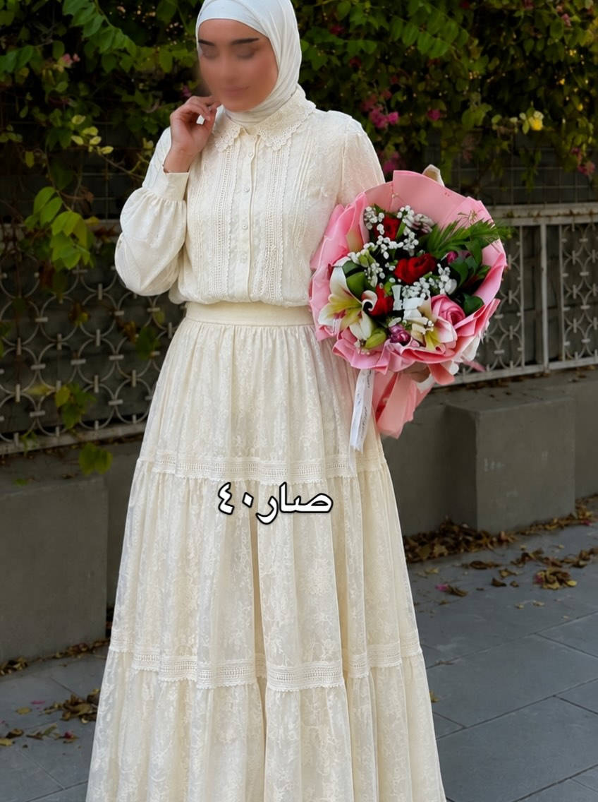 

نص مكتوب في الصور:
- بوست مهم ويفيدكم
- كل القطع بالبوست
- تخفيضات 50%
- صار ٣٠
- اخر قطعه ٣٨
- اسود اوف وايت
- مقاس ٤٠
- صاره ٣٥
- اسود بيحي سماوي
- صار ٤٠ اخر قطعه ٤٠ قياس
- ٢٥ صاره
- ٣٥ صار
- صارة ٣٥
- ٣٥٠ صار
- مقاس ٤
- صار ٤٠
- صار ٣٥
- صار ٣٠ فقط مشمشي ٣٨/٤٠
- ٢٠ صار
