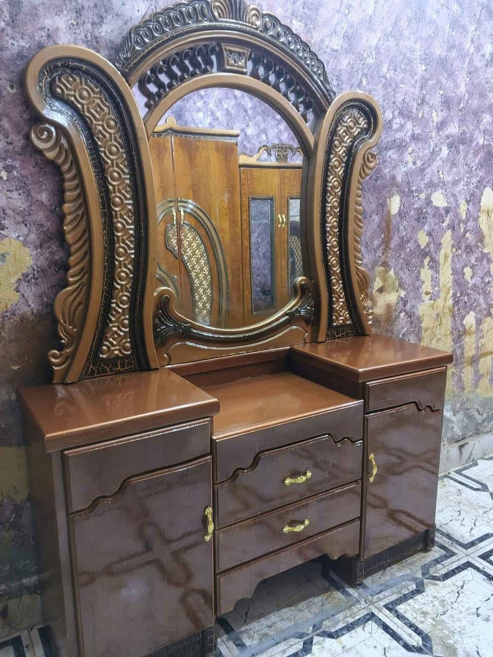 غرفه اخشاب • جديدة • ناصريه