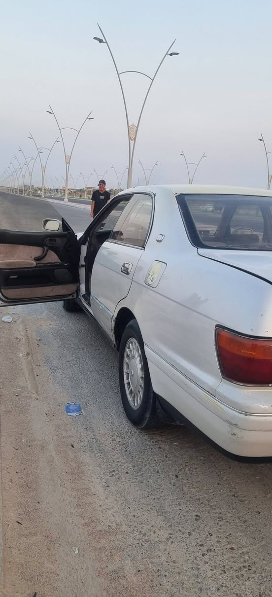 سلام عليكم بطه فصل مكفوله من الكص و النقل جثه حداده نضيفه تخم تاير تبريد ع سويج مكينه و كير كفاله مشروع وطني شرط التحويل سنويه جديده السعر 45 و بيها مجال اني مكلف بل نشر ***********
