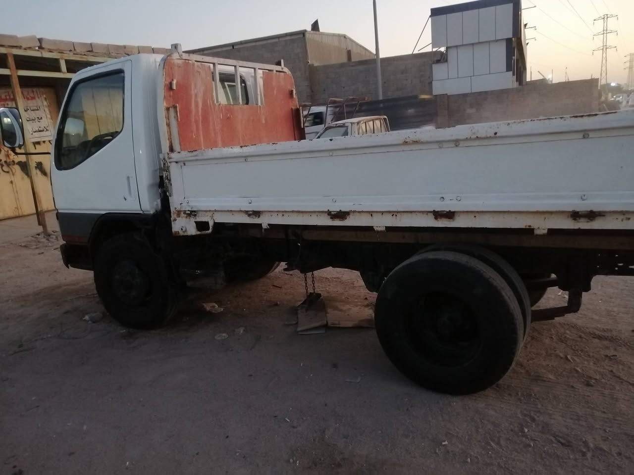 كنتر ٩٦رقم بصره محرك كيه٣٠٠٠ سياره جاهزه سنويه براد سعر٤٥عنوان بصره هاتف ***********
