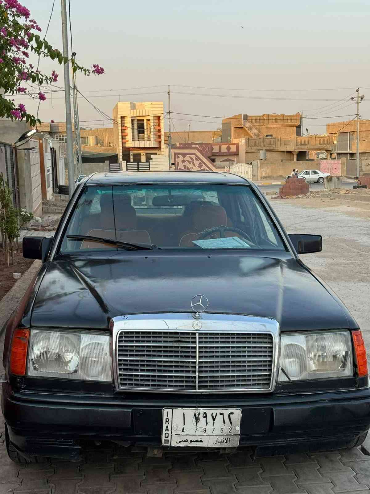 مارسيدي موديل 91 
صبغ عام 
كير ومكينه بطه 2500 
سعر 23 ورقه 
رقم انبار بشرط التحويل والشرعي 
مكان السياره ديالى جلولاء 
***********
