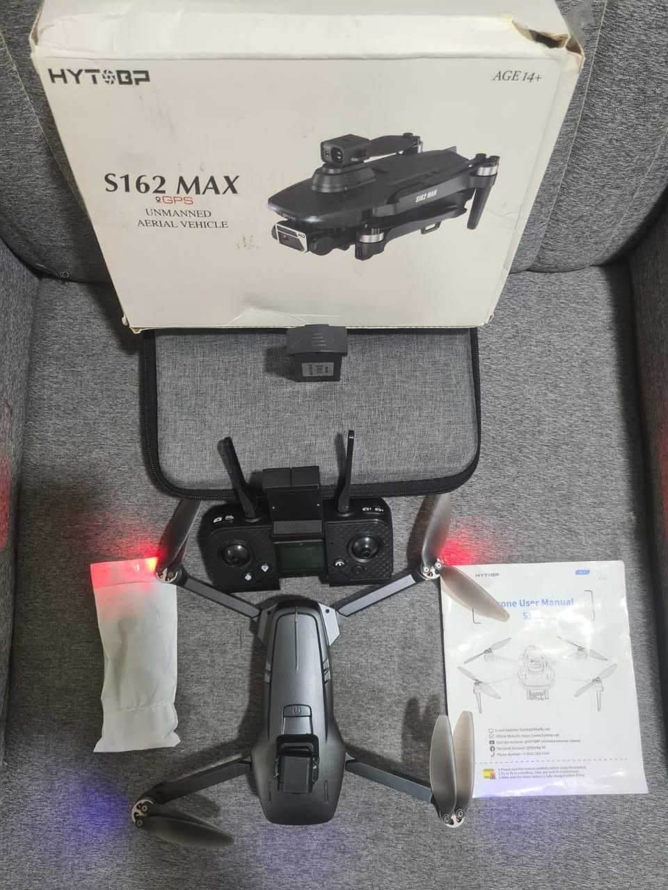 درون S162 MAX الأصلية – جديدة زيرو بالباكيت! 🚀
💡 أهم المواصفات :
نظام GPS
درون S162 MAX الأصلية – جديدة زيرو بالباكيت! 🚀💡 أهم المواصفات بالبدايه:نظام GPS ذكي: ترجع لوحدها بضغطة زر، أو إذا ضعفت البطارية (ما تضيع أبداً).كاميرا مزدوجة 4K: أمامية متحركة وسفلية لتثبيت الطيران والتصوير الاحترافي.ثبات عالي: مقاومة للرياح وممتازة للتصوير الخارجي.📦 الملحقات ومحتويات الباكيت:بطاريتين أصلية (وقت طيران مضاعف).حقيبة حمل فاخرة ضد الصدمات.جهاز تحكم بشاشة رقمية يوضح الشحن والإشارة.مراوح احتياطية وكابل الشحن والكتالوج.
للحجز والاعتماد : *********** واتس اب
