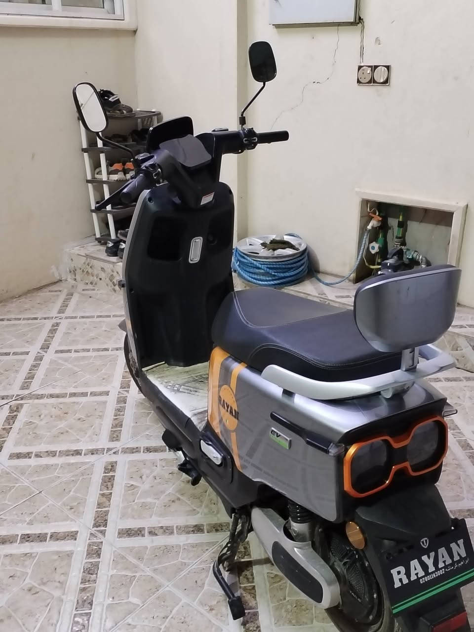 ماطور ريان  2025 نظافه خير من الله
المواصفات 📍📍
3 نمر
سرعه 60 حقيقي
اشاير يمين و يسار
لايت زينون عالي و ناصي
بطاريات 6 دبل
---------------------------------
السعـر 900
العنوان: الموصل الجانب الايسر حي التعليم
***********
