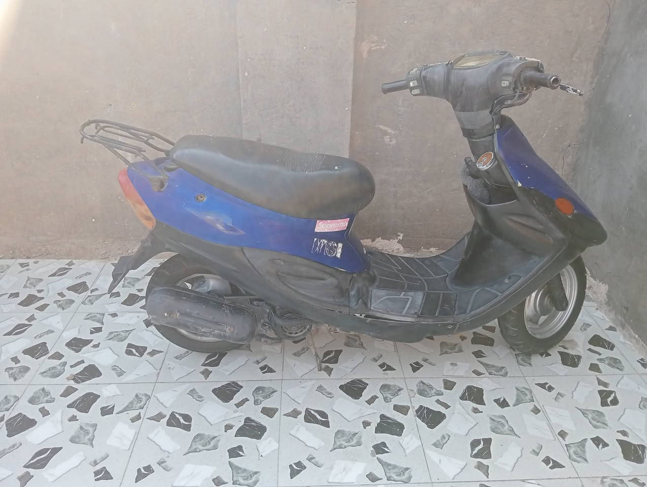 بيجي للبيع مكينه ناعمه كلش وخرسه لايتات هورن كله شغال عوزه بس باتري دراجه نضيفه سعره 250بيه مجال شراي مكاني سماوه سكك ***********
