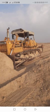 بلدوزر • للإيجار