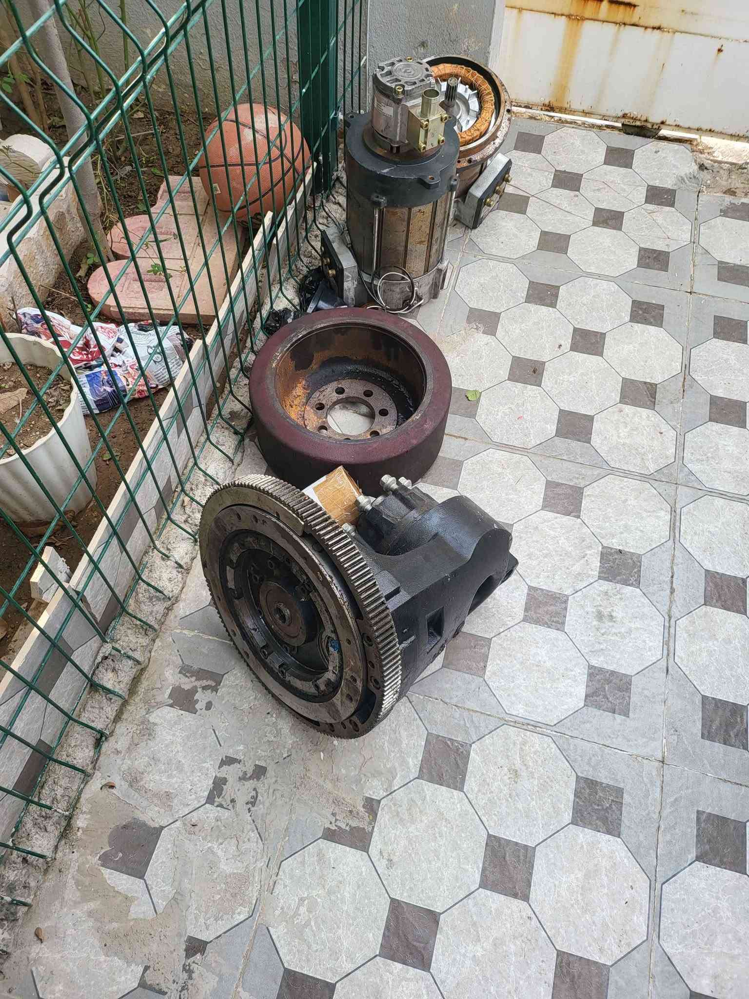 قطع غيار • للبيع • السليمانية