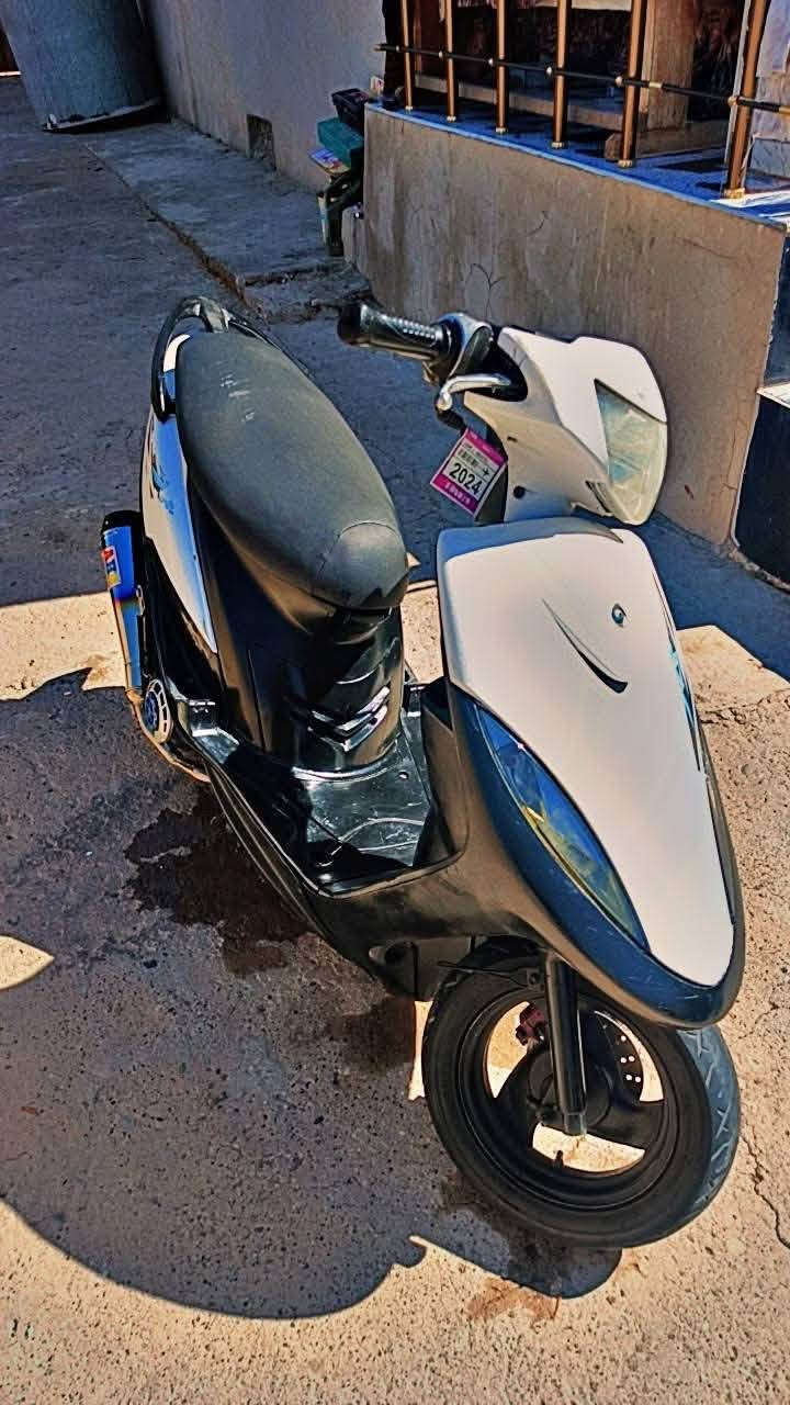 ماكس عدلة • ١٢٠ • كهربائية