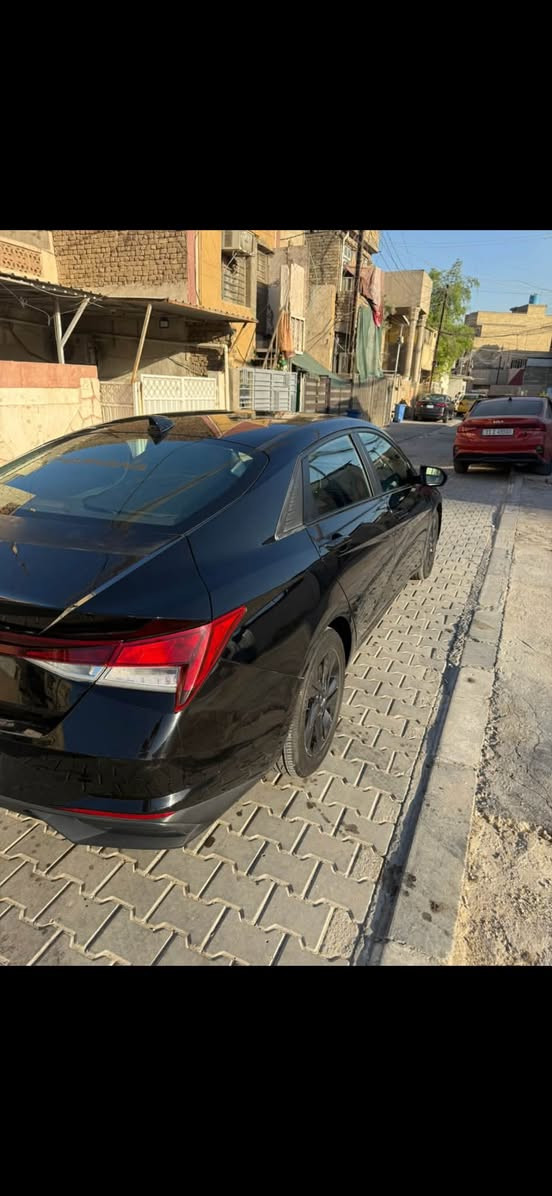 🚘 للبيع هيونداي النترا موديل 2022 (وارد أمريكي)
اللون: أسود ملكي فخم
 الحادث: موضح بالصور بدقة
 الفئة: فول مواصفات (بدون فتحة)
✨ المواصفات:
 نظام الكبح التلقائي (أوتو هولد)
 تحكم استيرن (مقود) جهتين متكامل
 تدفئة المراتب الأمامية لراحة مضاعفة
🛠️ الإدامة:
 منظومة تبريد جديدة بالكامل
 تخم تاير جديد
💰 السعر:
 128 ورقة (قابل للتفاوض للشرايين الطيبين)
📍 المكان ورقم الاتصال:
 تواجد السيارة: بغداد
 رقم الهاتف: ⁠***********⁠ (متوفر اتصال / واتساب)
