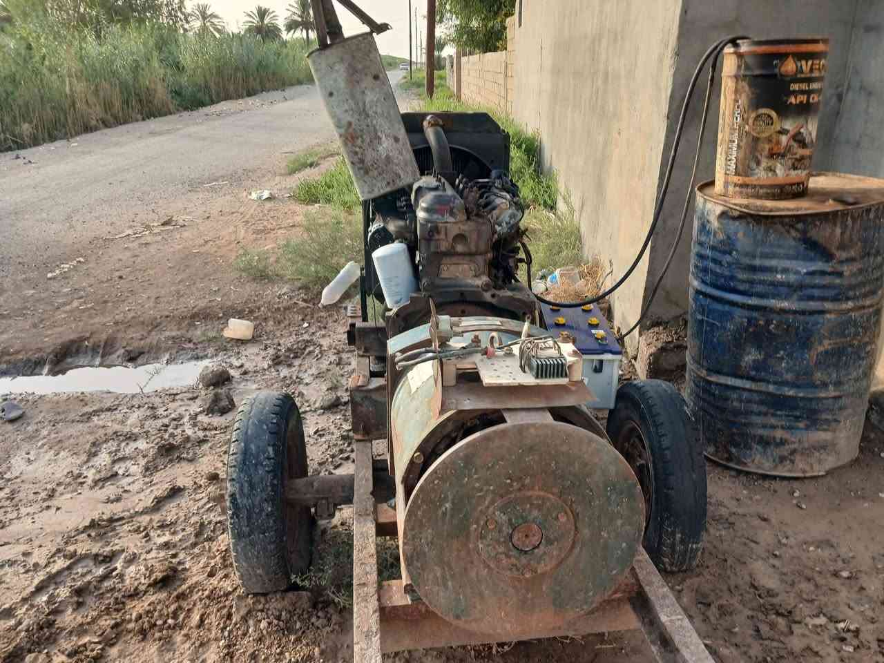 محرك فيات علية راس توليد  200 امبير    مكفول  عل فحص
***********
