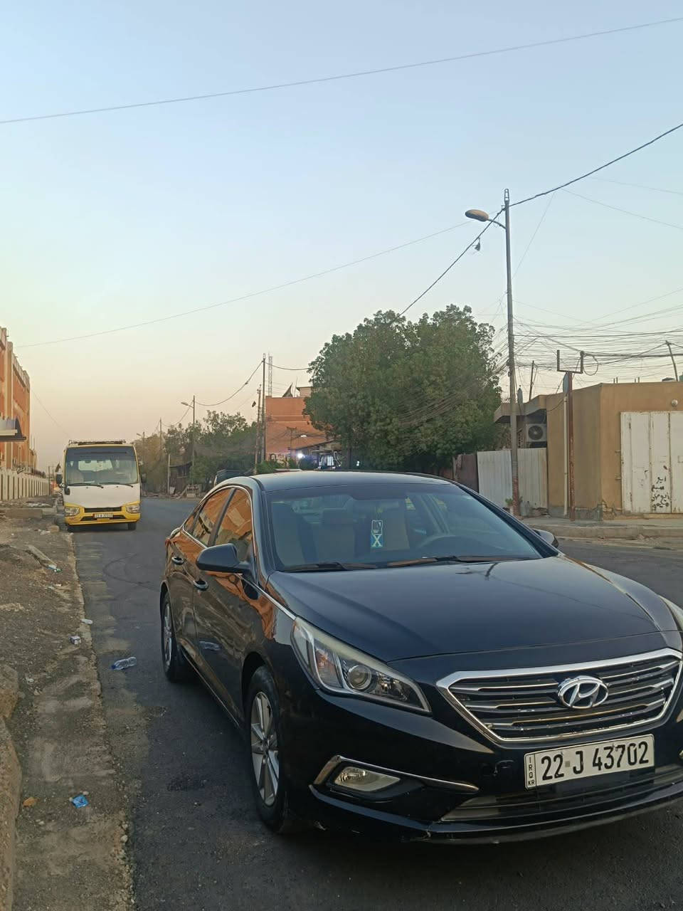 سلام عليكم
سوناتنا موديل ٢٠١٦ امريكي حادثها بس بنيد فقط بدون دواخل بدون ايرباك السياره داخل بيجي مكينه 2000
رقم اربيل ب اسمي اتريد وكاله اتريد تحويل اني حاضر 
ماشيه ١٢٠ 
السياره شاشه جبيره 
تحكم فول 
حساس خلفي 
كامره 
لايت زنون 
لد امامي خلفي 
وبعد بيها اهواي مواصفات 
السياره ع وضع الشركه 
السعر ١٠٥ وبيها مجال بسيط 
مكان السياره بغداد 
غير متواجد ع فيس 
***********
