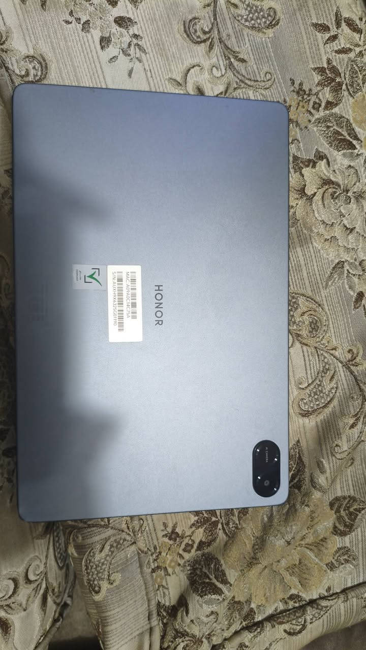 ايباد هونر x8aلللبيع مستعمل 3اشهر وبعده بل ضمان ملحقات كامله كلها السعر 275وبي مجال للتواصل :*********** واتساب
