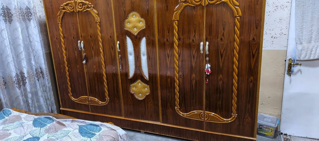 غرفه للبيع مليون ونص وبيها مجال الاستفسار الرقم
‏‪***********‬‏
