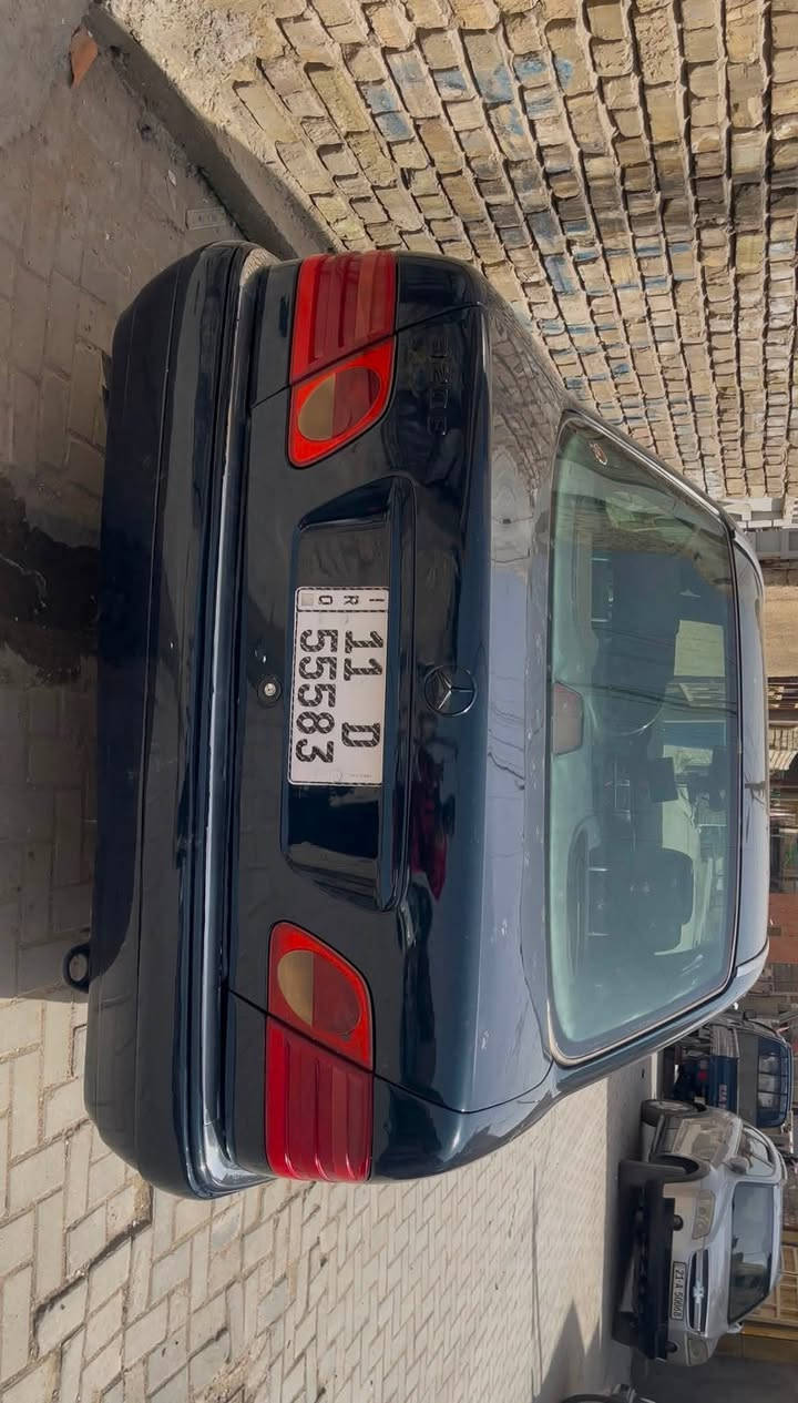 سلام عليكم للبيع مارسدس W210 
E320
مكينة بلاد خراطيم 

كير D4

صدر جديد 
صبغة كلش حلوة 

موديل ٩٦ 
 رقم بغداد بسمي 

نقصهة تبريد  يرادلة شي بسيط

مكانهة بغداد العبيدي 

السعر ٧٠ بيهة مجال بسيط 

 واتساب***********

 واتساب ***********
