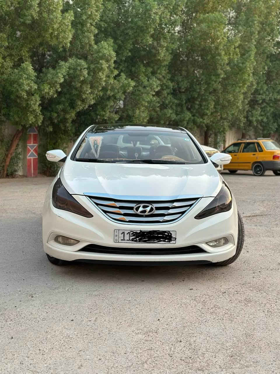 سلام عليكم سوناتا موديل (11)
خليجي فول موصفات vib غني عن تعريف سياره مال جناي 
مكينه(2400)دوش المغرب كير مكينه وضع شركه وعلى لبلاد 
سياره صدر خير من الله تبريد ثلج ❄️ تتفئه. كشنات جلد بصمه بونراما شفتات سرعه تحكم ستيرن داخل بيجي وسود 
برغي مابيه نقص بيه صبخ جاملخ امامي ول جاملخ خلفي آثار طخه خفيفه وصار كد شبر بل جاملخ خلفي خمس جويات حار ونصبخ ول باقي بلاد رقم بغداد نكليزي بسمي السعر ١١٨ وبيه مجال حك عمله واني خادم مكاني بغداد تقاطع درويش مال سيديه ***********
