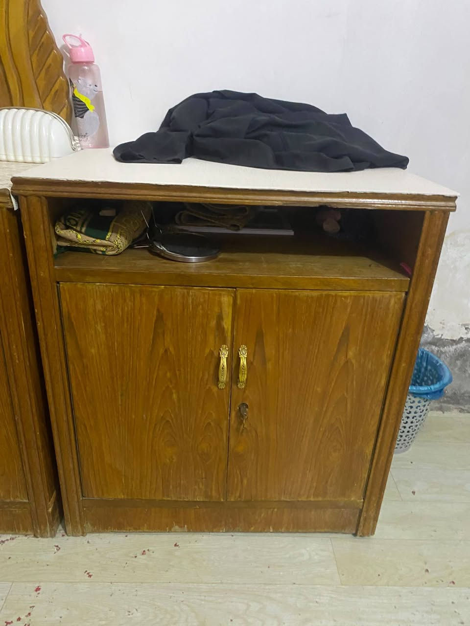 سلام عليكم سبلت وغرفة نوم للبيت وبسعر مناسب للتواصل الاتصال ***********
