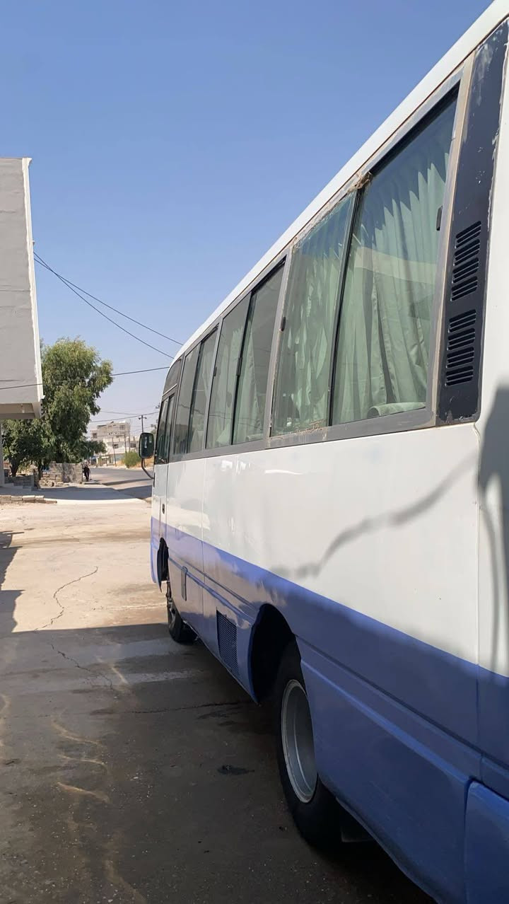 نيسان 2002محسن بو فرو تنئ ده ينو دزين كئرو مه كينه اكسن بشه رت 
 .***********
سعر 79 مجال
