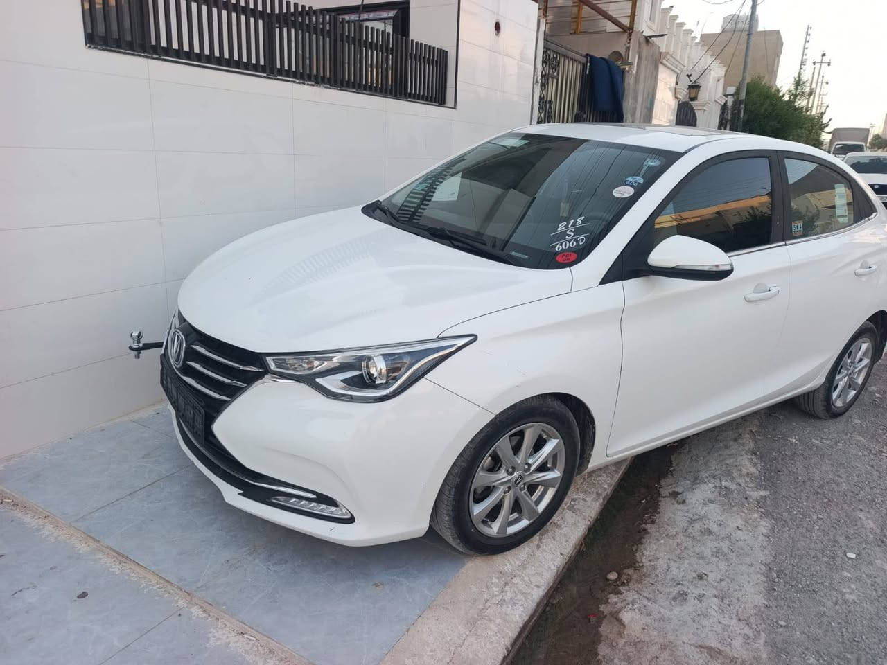 سيارة شانجان موديل 2022 و مابي اي عيب و ثنين مكان بها بارد مكان سيارة اربيل رقم اربيل هم سعر 88 ورقة سيارة جاهز و سويت الغاز كو تركي 
 
سةيارةكي شانجان موديل 2022 و هيج عيبي نية دوو جي بجوك ساردةكوتة و گير و مةكينةي بة شةرت و شوين هةولير سةيارةكة بةناوي خؤمةو كرديتمة غازي توركيش شوين هةولير بنةسلاوة *********** و سعري 88 ورقة أربيل, العراق
