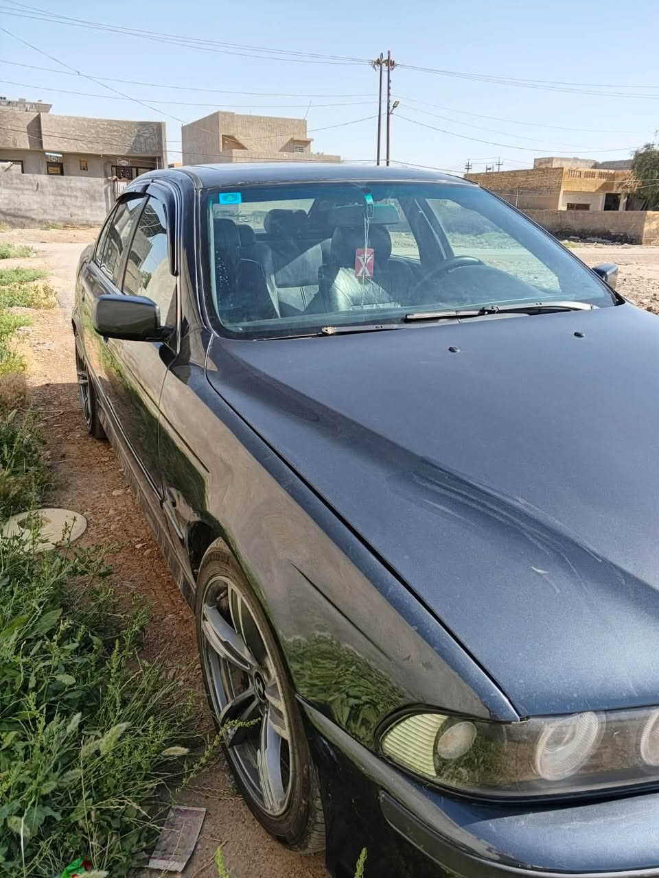 حجم 528 بدي ومحرك وكير اصل
موديل 96 محدث 2000

صبغ عام ضربه جاملغ خلفي شبرين وموجود فديو قبل التعمير .

شاشه ياباني فول الاستخدام بدون اي جطل بلادي.

دعاميه امامي وخلفي سبايدر مع شفقه مع ديفوز كله m .

منظومه زنون بالكامل .

 تخم تاير قبل شهر شاده .

تبريد ثلج مع منظمه جديده بالكامل.

ادامه المحرك بالكامل شرط ضمان .

داخل جلد كشنات كهرباء شغاله .

كهربائيات سياره كلها شغاله.

داخل كله لون اسود مميز .

صدر امامي وخلفي جديد 

كاردن + صالنصه بالكامل حاويه.

نقص فقط قمجي تنته وليس ماطور .

رقم انبار انكليزي باسمي سنويه لغايه 27 نهايته.

سياره متعوب عليه ع ادق التفاصيل .

السعر 95$  مكان السياره ديالى بعقوبه

‭***********‬تواصل بي واتساب
