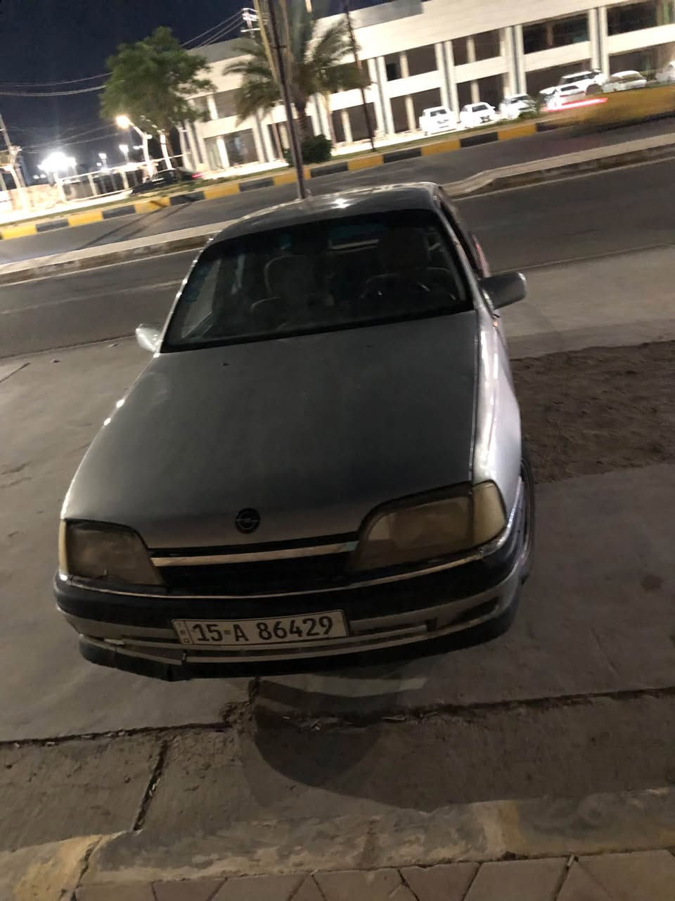 اوبل اوميكا 91 نضيفه شغاله بسمي تحويل ثاني يوم سنويه له 29 مكفوله كير محرك اكسن سعر 25 وبيها مجال لشراي يتصل ***********
