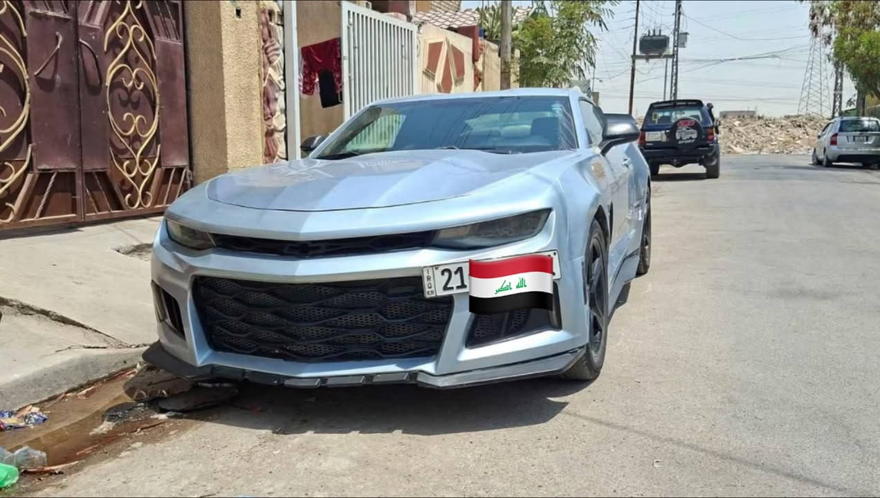 السلام عليكم ٢٠١٧كندي جديده سياره مابيها كل نقص كير محرك صدر تبريد تخم تاير كفاله قطعتين صبغ فقط بدون ايرباك بدون دواخل للبيع او مراوس حسب القناعه 
مكان بغداد حي العلام 
***********
