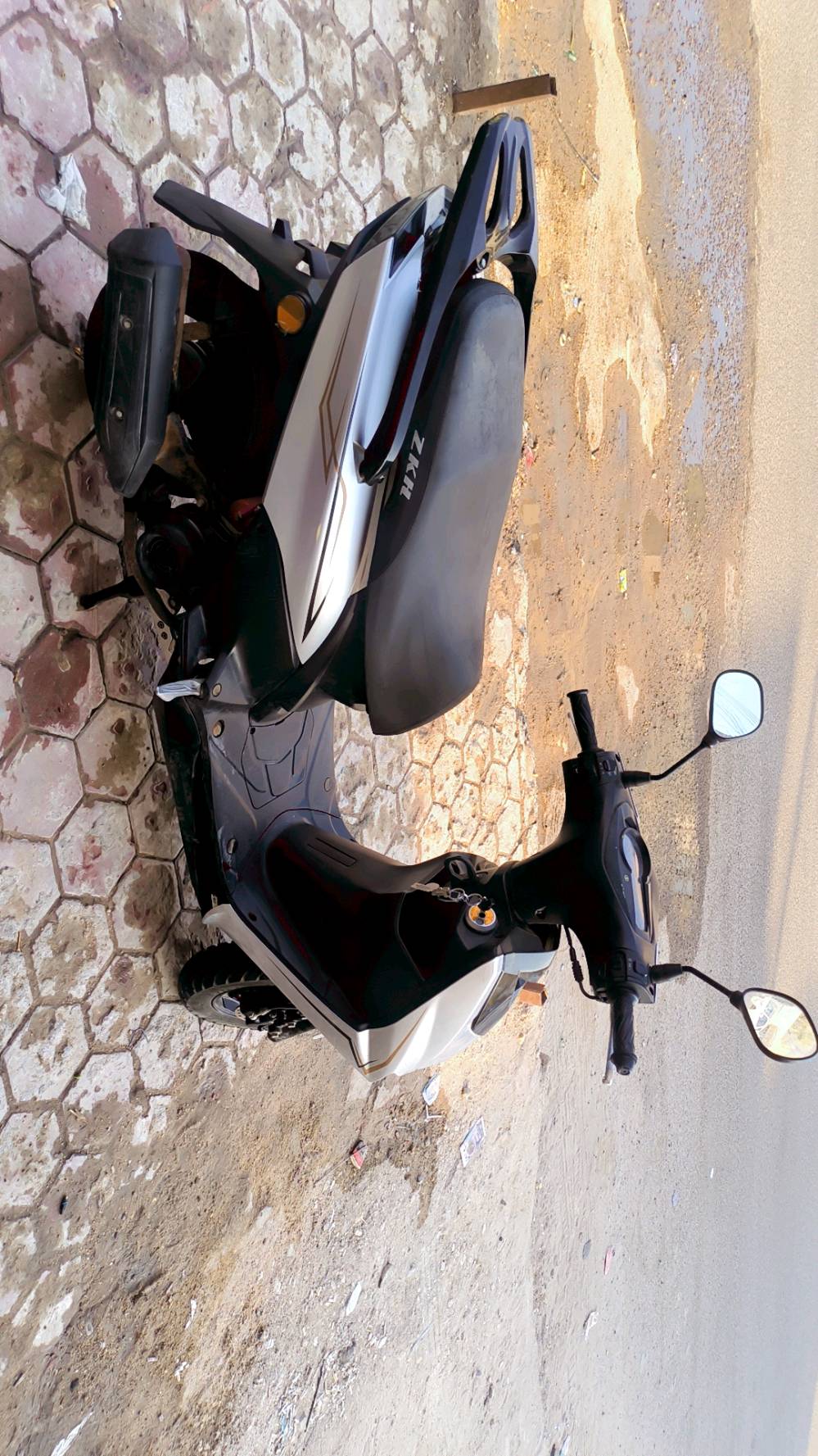 🔥 للبيع سكنس سوبر 🛵
دراجة سكنس سوبر، لون سلفر، شكل مرتب وحلو 👌✨
🔹 الموديل: 2023
🔹 حجم المحرك: 80 سي سي
💰 السعر: مليون دينار فقط
📍 الموقع: البصرة
📞 للتواصل: مراسلة الخاص أو الرقم ***********