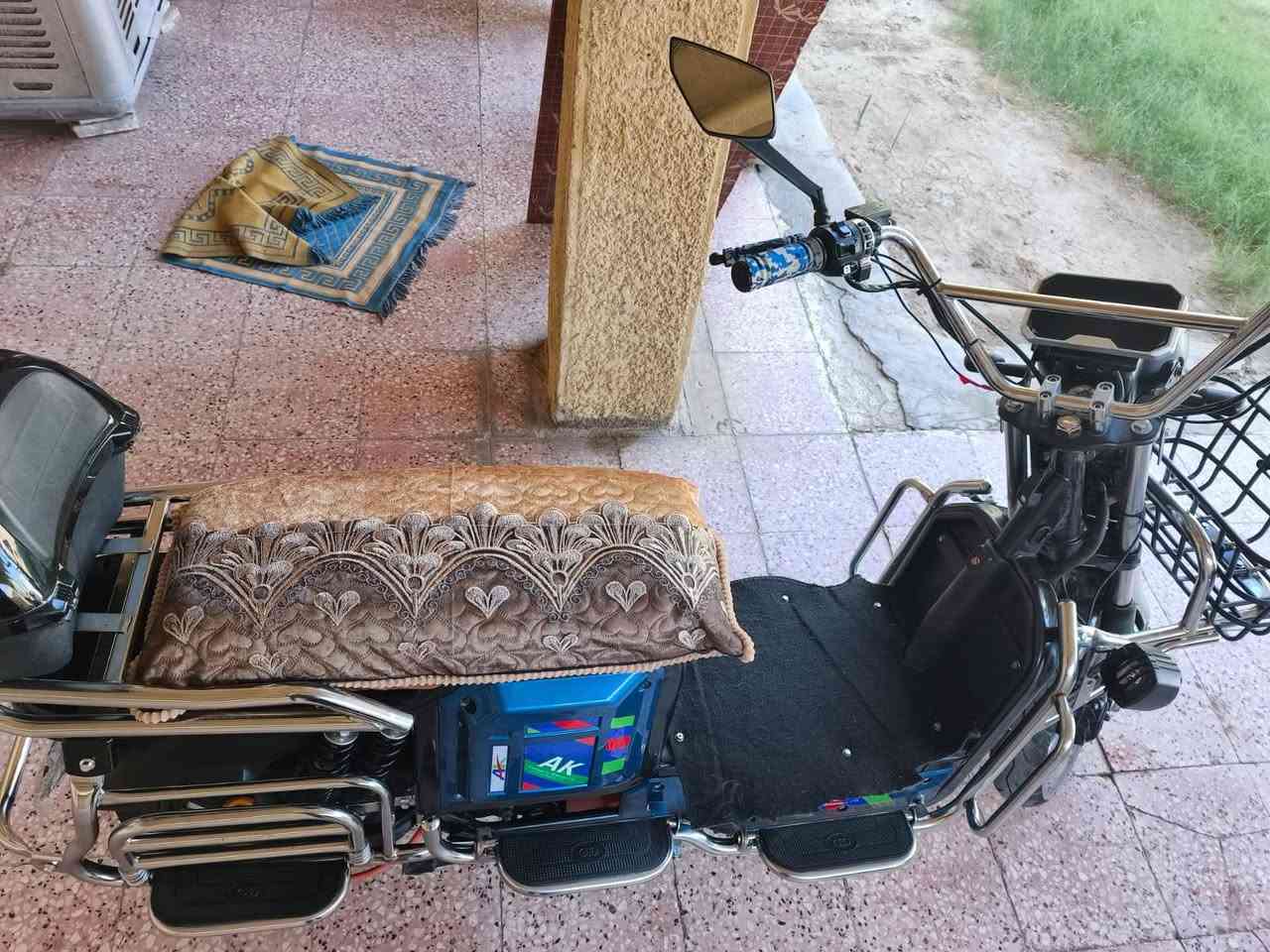 سلام عليكم
للبيع دراجه همر موديل 26 فول نضافه 7 بطاريات عل فحص كلهن يقرن 10 تشغيل عن بعد مانع سرقه جهاز انذار رجوع بك المكان الفلوجه السعر 750 
رقم الهاتف/‏‪***********‬‏
