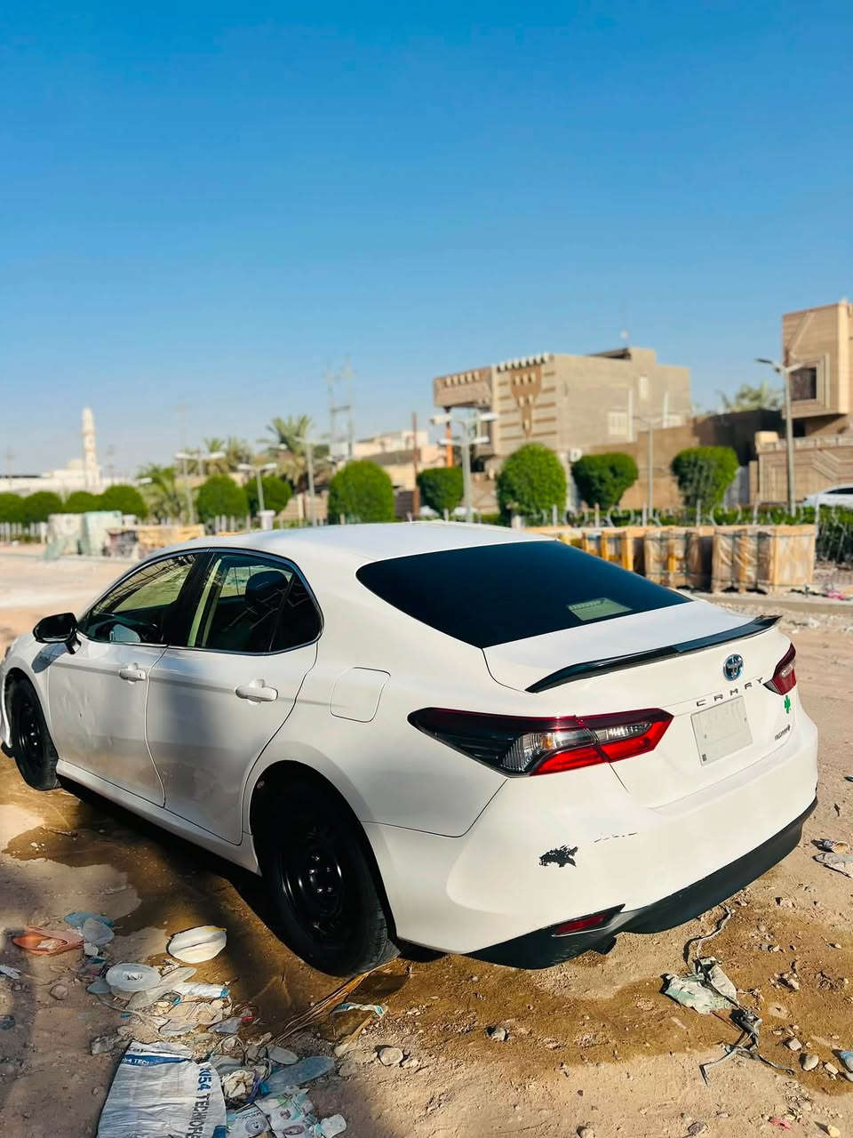 🔥 كامري 2021 تكسي دبي – هايبرد 🔥
⚡ ماشية 365 ألف فقط — العداد حقيقي حقيقي ⚡

🚘 هايبرد + بنزين
🎨 صبغ عام
🚪 باب واحد تعديل عالبارد
🔧 بيها كم ملاحظة بسيطة
✅ المكينة كفالة
✅ الكير كفالة
✅ بطارية الهايبرد كفالة
🛞 تخم تاير جديد جديد
🔩 حدادية جديدة

السيارة جاهزة للشغل، والباقي على الفحص.
السعرررر 137$ وبي مجال للطيبين 
📍 البصرة

📞 ***********
