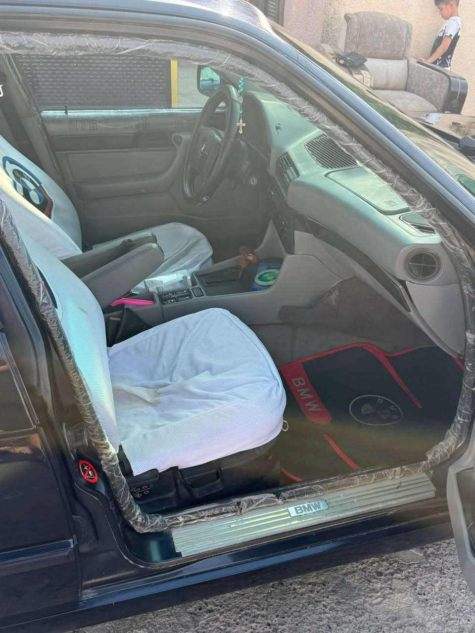للبيع بي ام دبليو موديل 1995 اصل حجم 525i مسكر فانوس
رقم اربيل الدولي سنويه ورقم جديد تحويل شوكت متريد 

كير اوتماتيك بلادي محرك وكير جدد مكفولات من اي شي 

صدرين خلفي والصدر المامي جديد تراي كلش حلو وناعمه 

تبريد شغال حماوه ثابته نص منضومت مي كلها جديده مبدل

تخم تاير جديد  دسكات هاندبريك كلشي بيها شغال 

دبل ارباك دركه  

سياره سلايد روف طكتين بجم عريض دوس مري كله ام بلادي 

داخل جلد رصاصي  

سياره صبغ جماليه مكفوله من اي ضربه او خياس شرط الفحص
للاستفسار :
***********
***********
.
.
